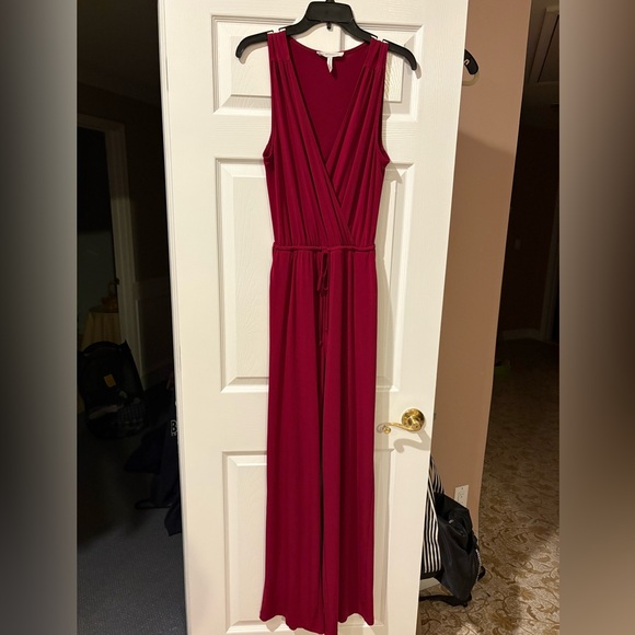 The color of the season  Burgundy jumpsuit - Picture 1 of 2